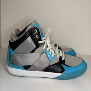 Adidas Men Shoes Size 10.5